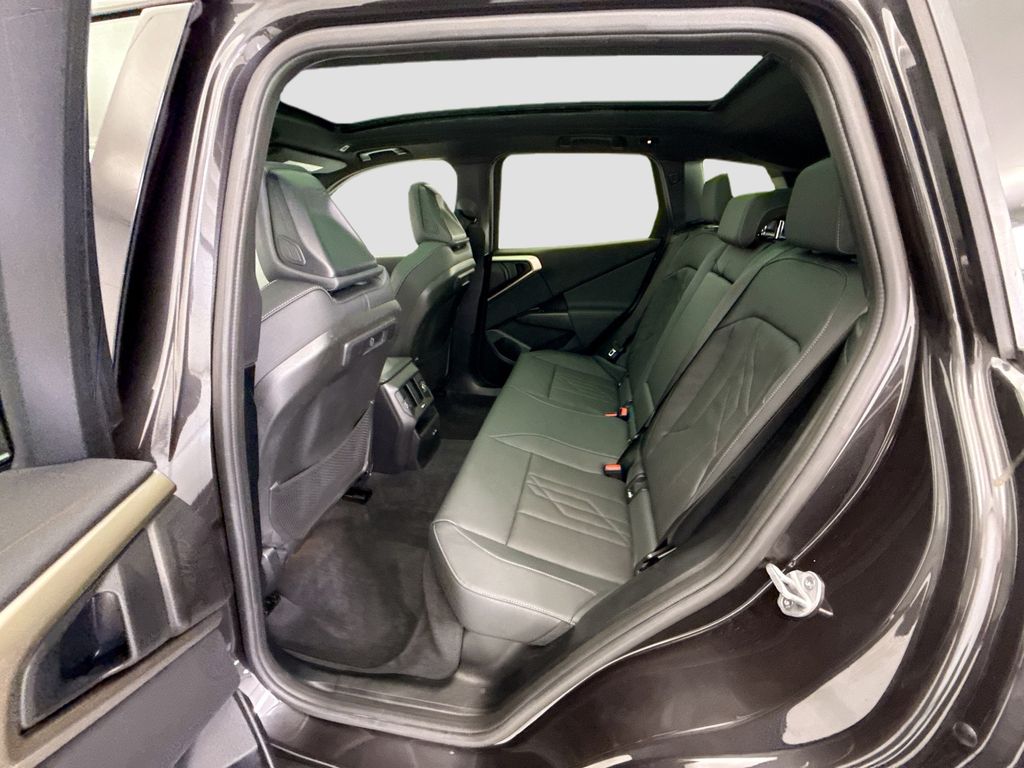 Thumbnail: 2025 BMW X3 - 19