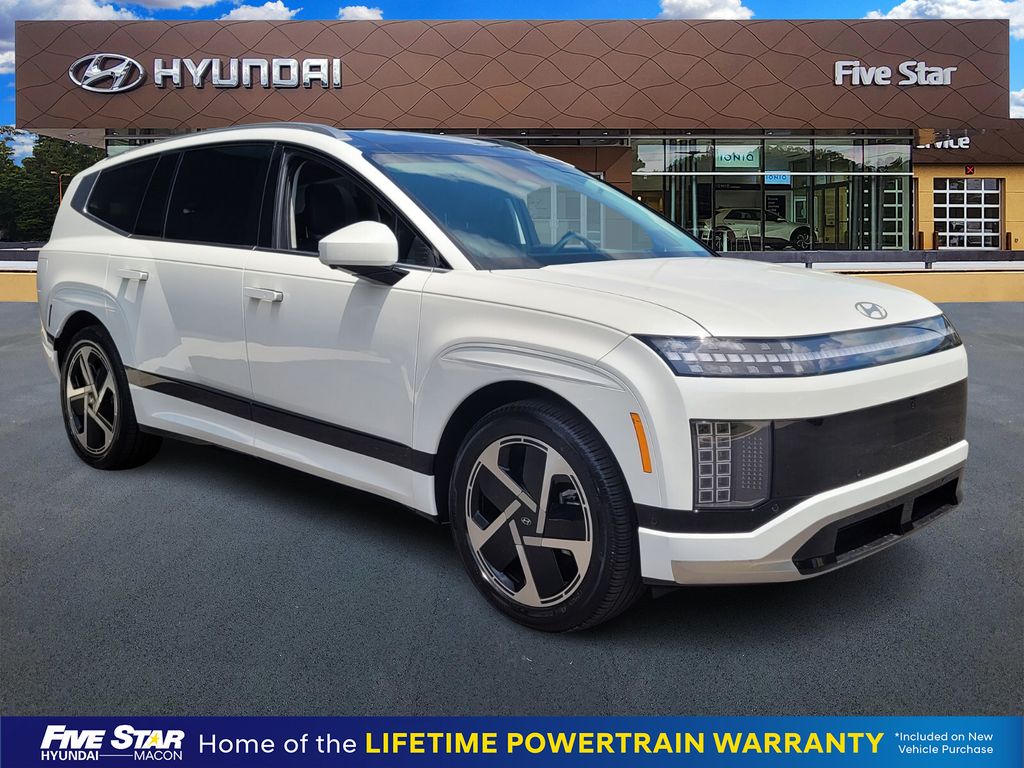 2026 Hyundai Ioniq Base's photo