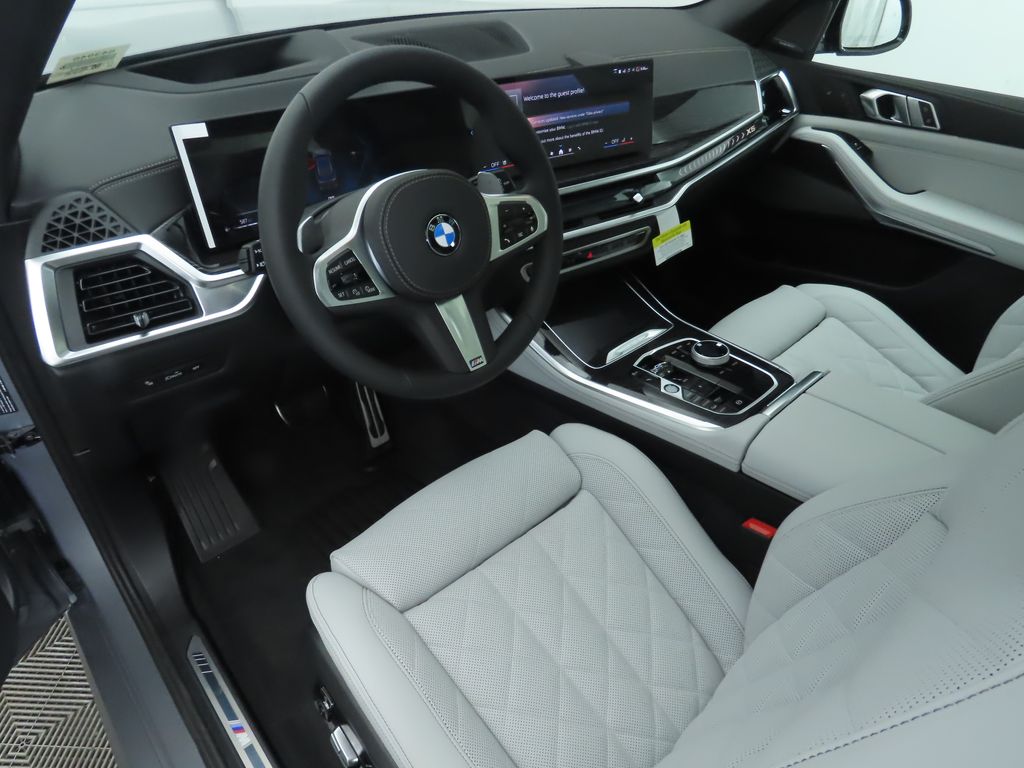 Thumbnail: 2026 BMW X5 - 9