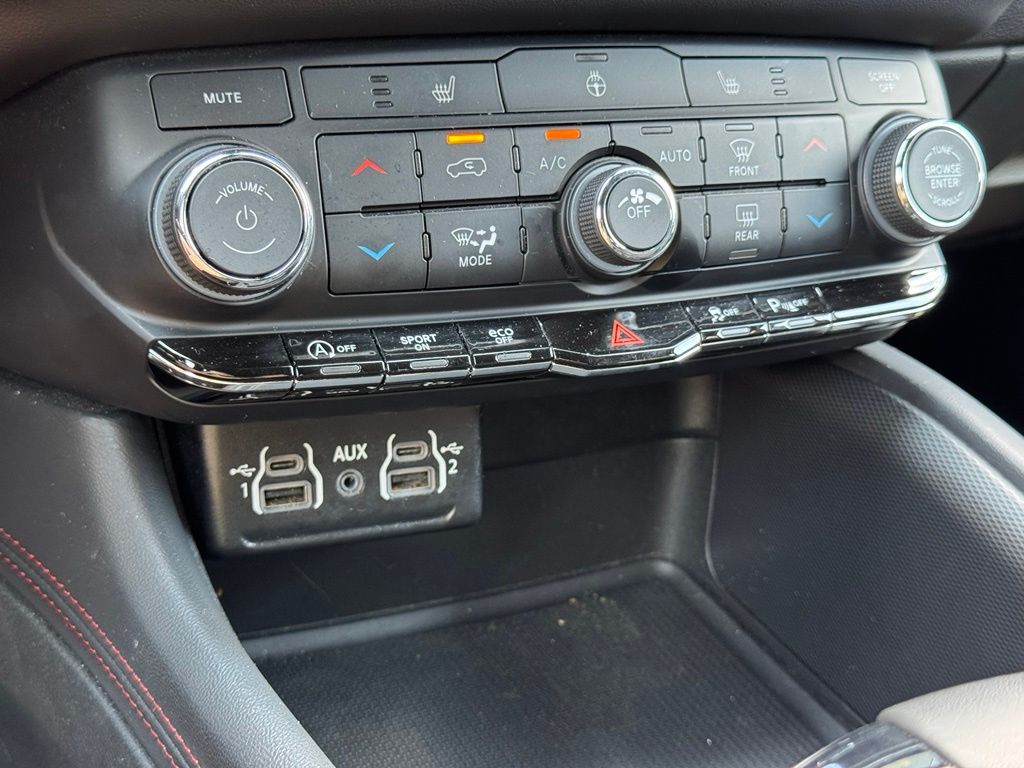 Used 2025 Dodge Durango SUV