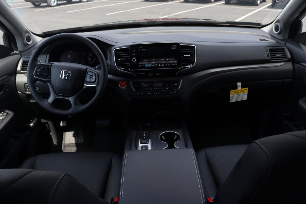 Thumbnail: 2025 Honda Ridgeline - 16