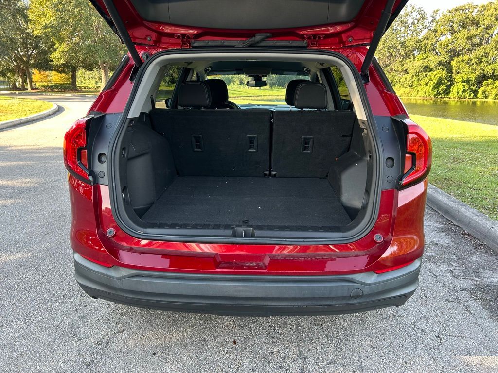 Thumbnail: 2022 GMC Terrain - 10