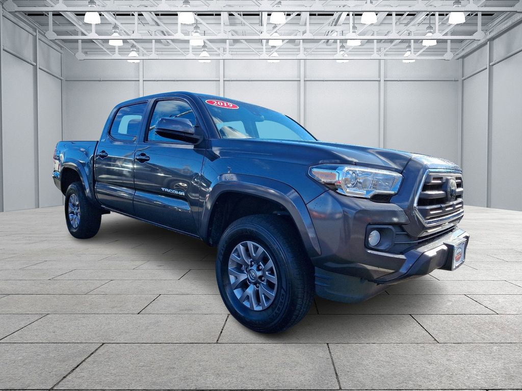 2019 Toyota Tacoma SR5 3