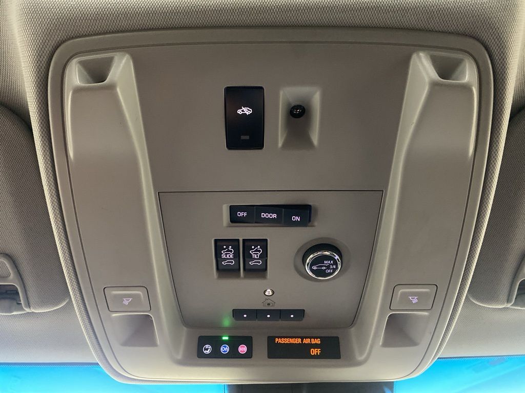 2020 Cadillac Escalade Luxury photo