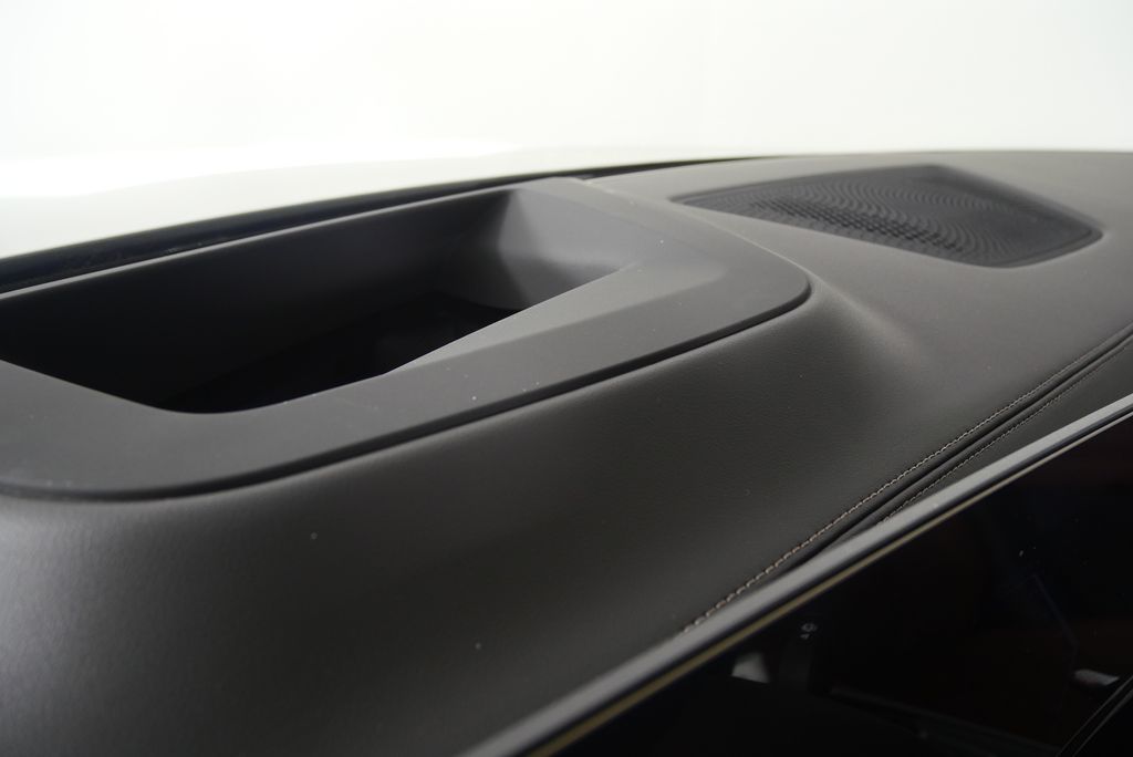 Thumbnail: 2026 BMW X5 - 18