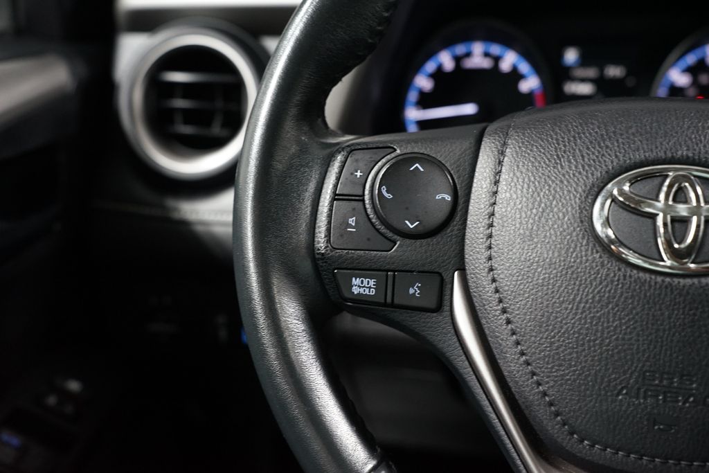 Thumbnail: 2017 Toyota RAV4 - 14