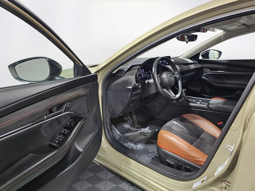 Used 2024  Mazda 2.5 Carbon Turbo image 20