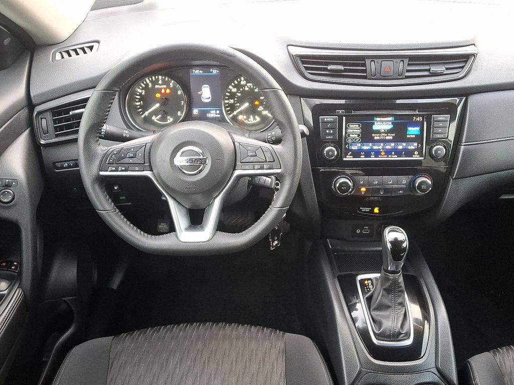 Thumbnail: 2020 Nissan Rogue - 12