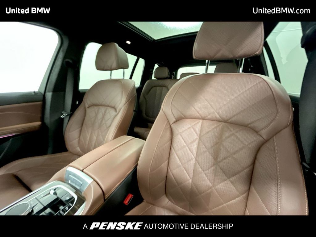 2023 BMW X7 xDrive40i 13