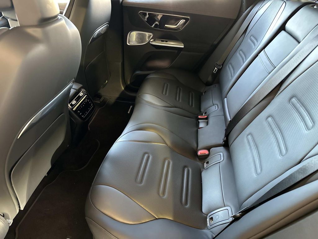 Thumbnail: 2025 Mercedes-Benz EQE - 14