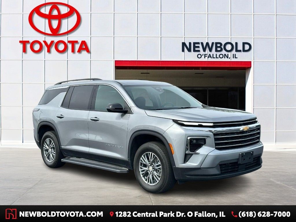 Sterling Gray Metallic 2025 Chevrolet Traverse SUV / Crossover Front-Wheel Drive 8-Speed Automatic