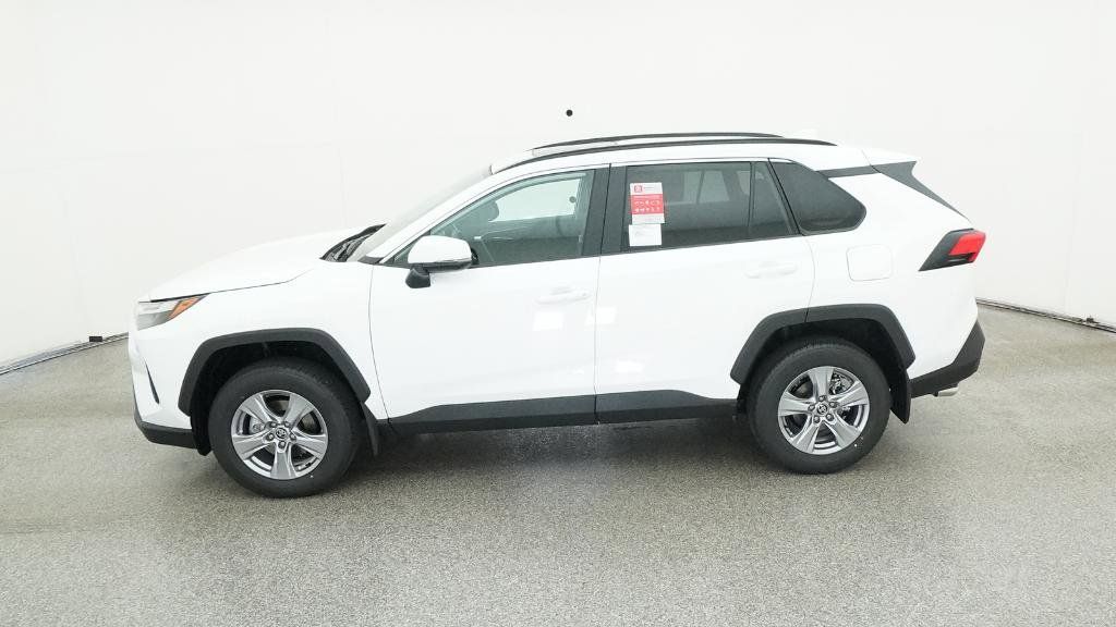 Thumbnail: 2025 Toyota RAV4 - 26
