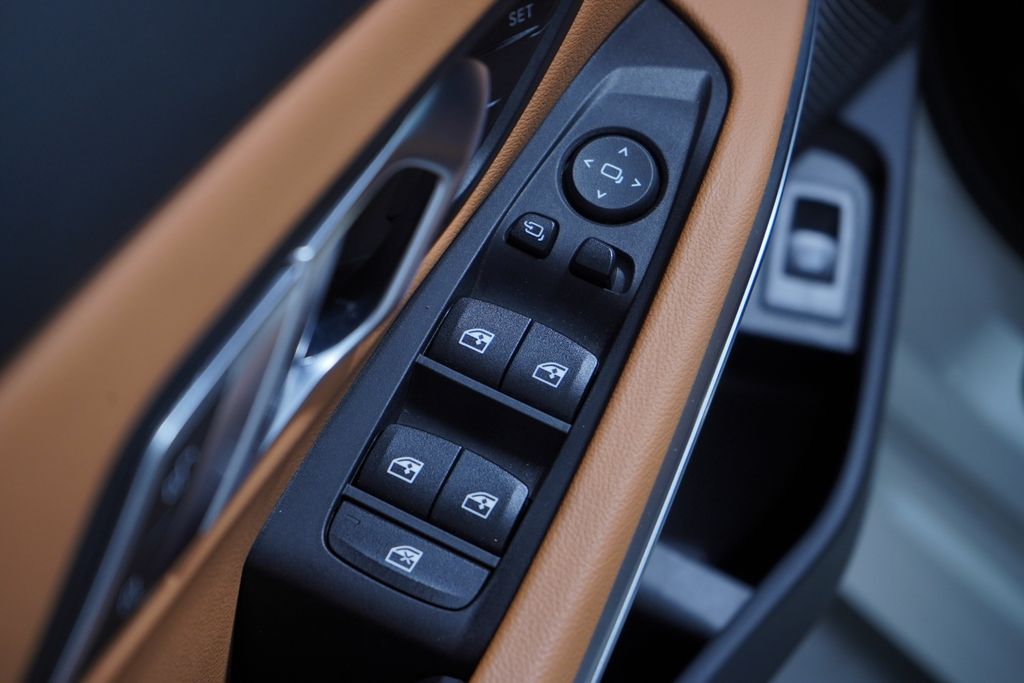 Thumbnail: 2023 BMW 3 Series - 17