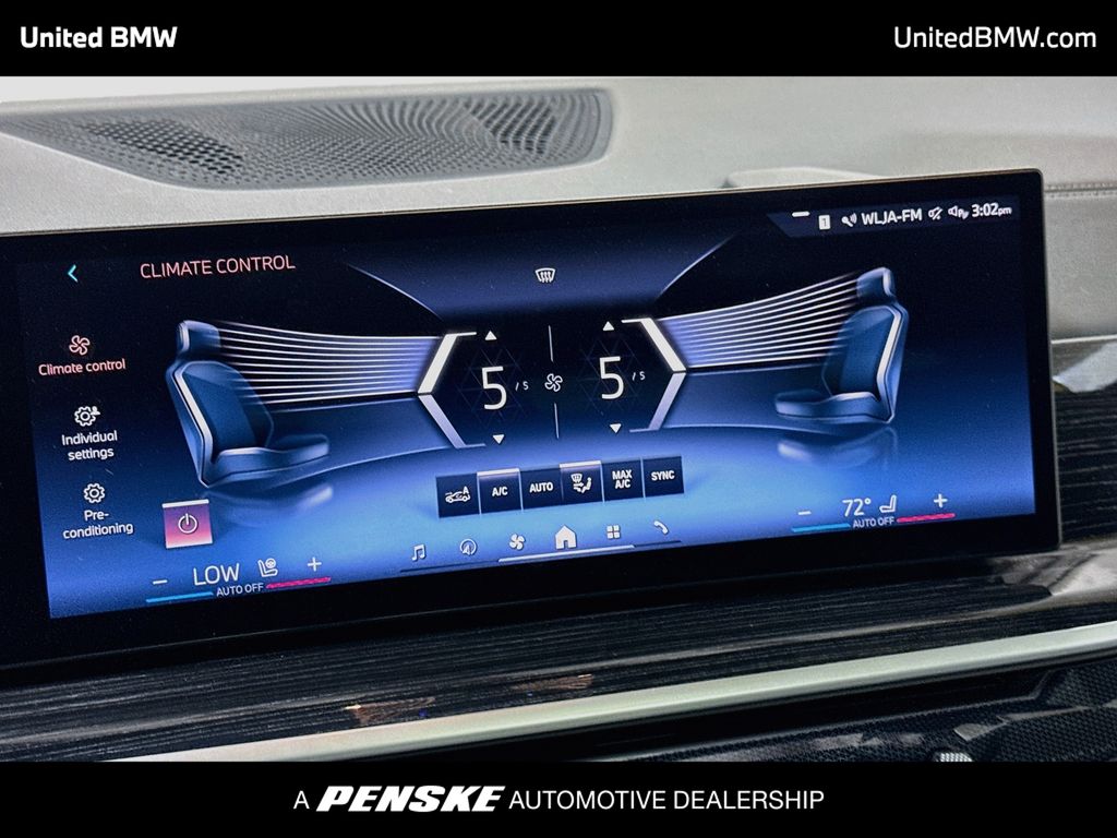Thumbnail: 2024 BMW X7 - 11