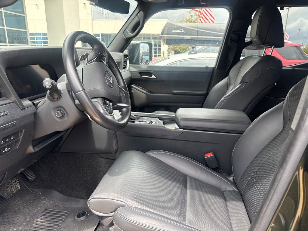 2025 Lexus GX 550 Luxury+ Green at Westside Lexus