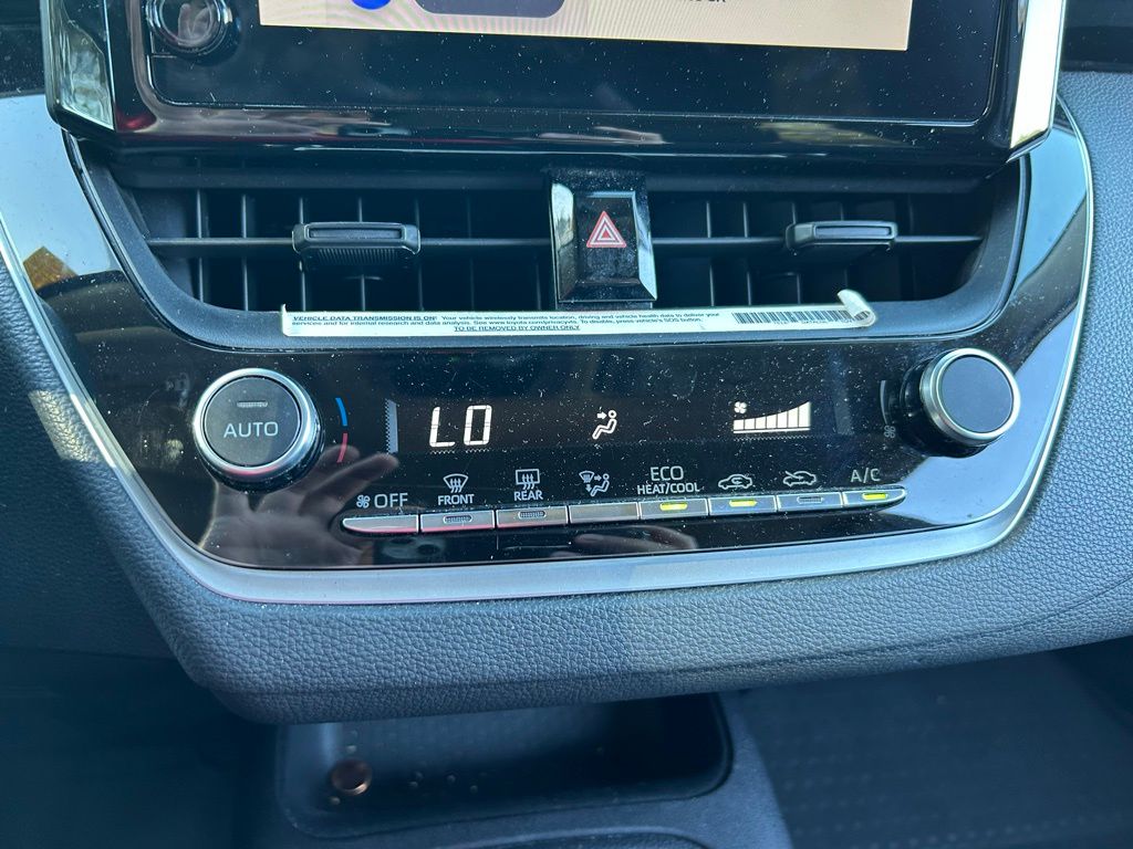 Thumbnail: 2023 Toyota Corolla - 24