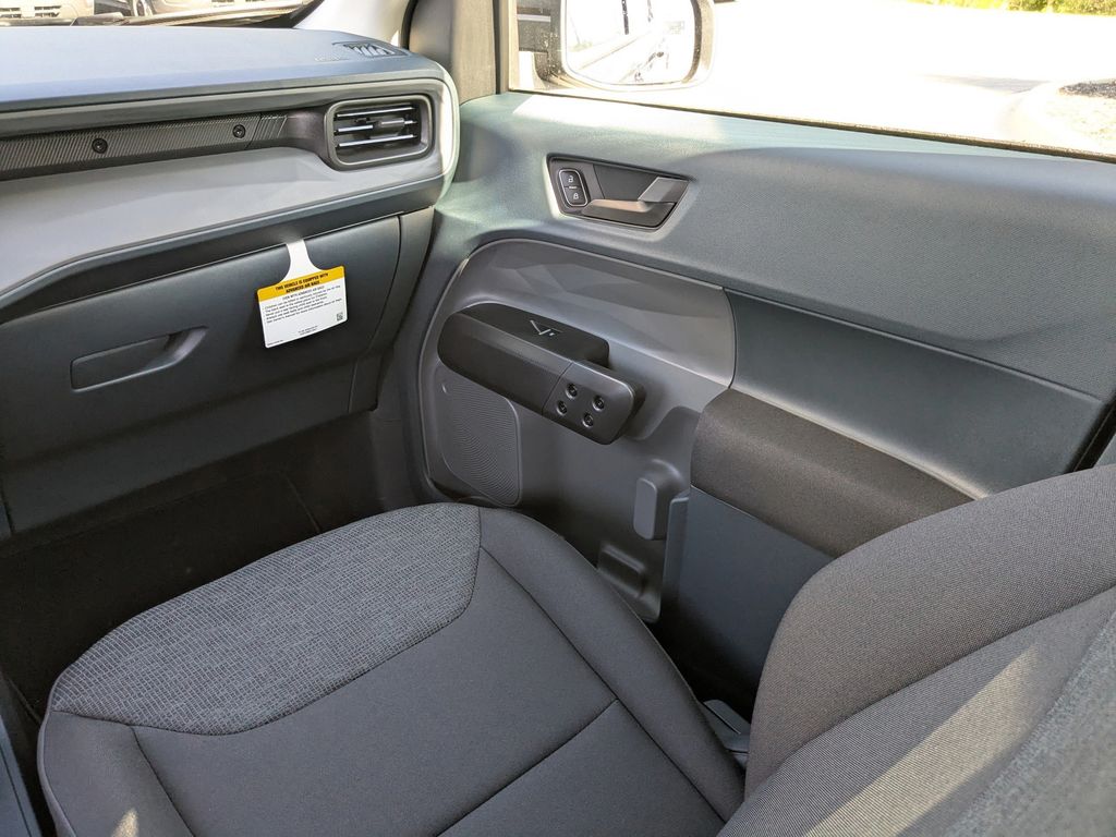 2025 Ford Maverick XL