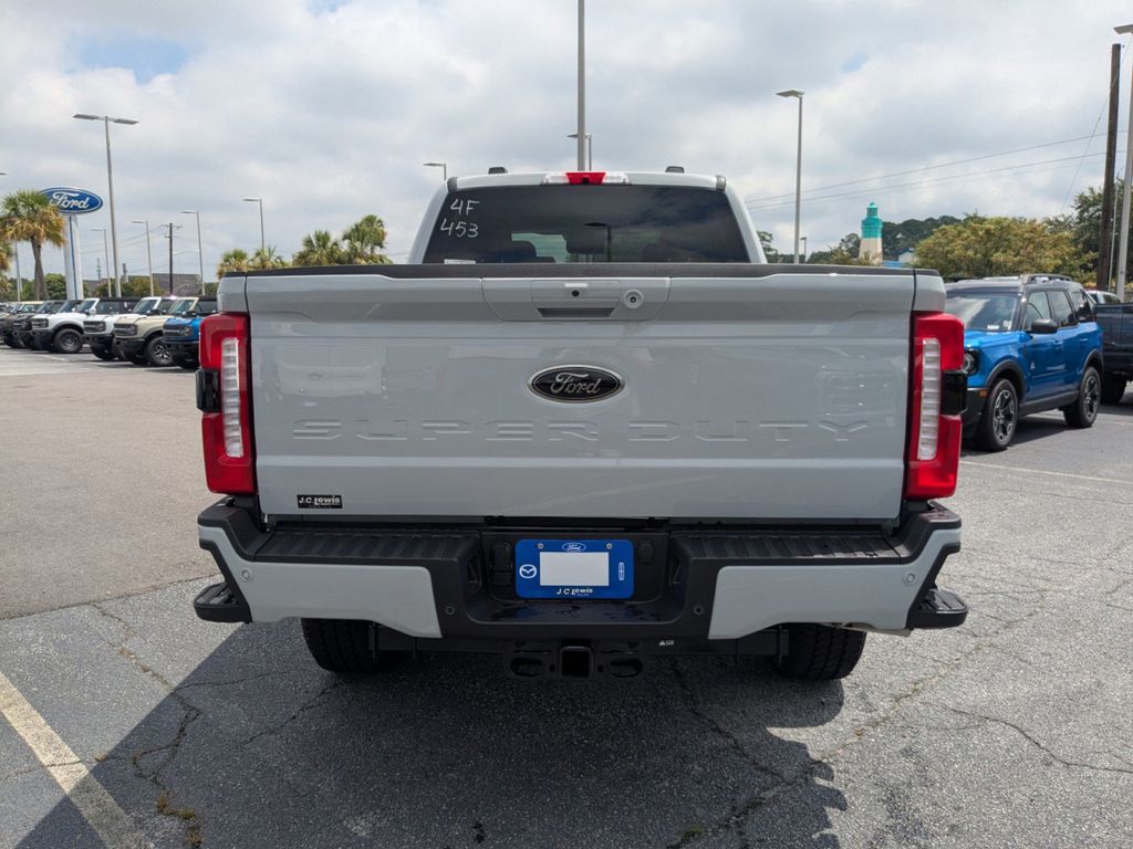 2025 Ford F-250 Super Duty Lariat