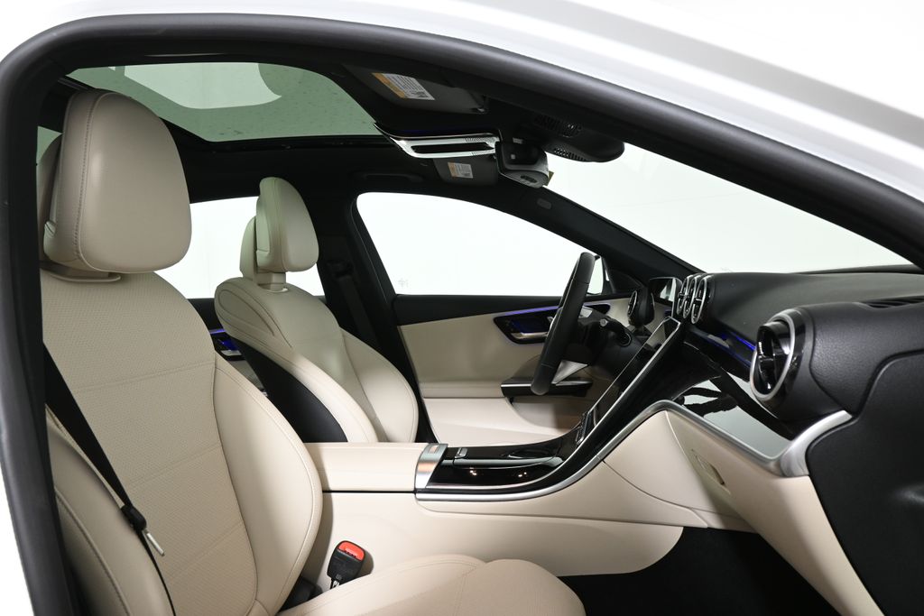 Thumbnail: 2025 Mercedes-Benz C-Class - 25