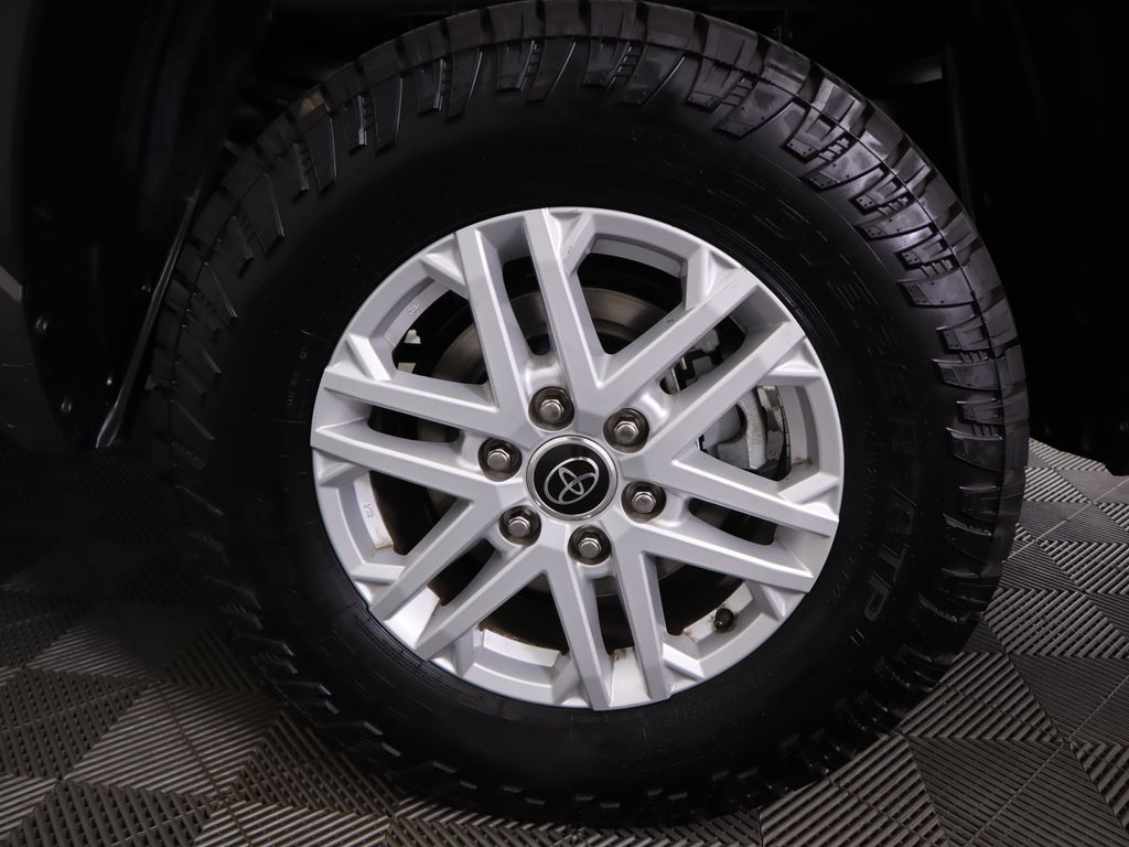 Thumbnail: 2024 Toyota Tundra - 31