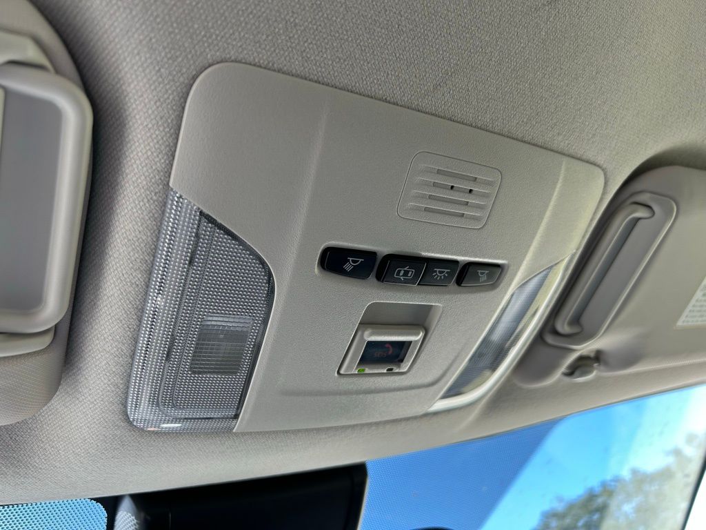 Thumbnail: 2022 Toyota Corolla - 26