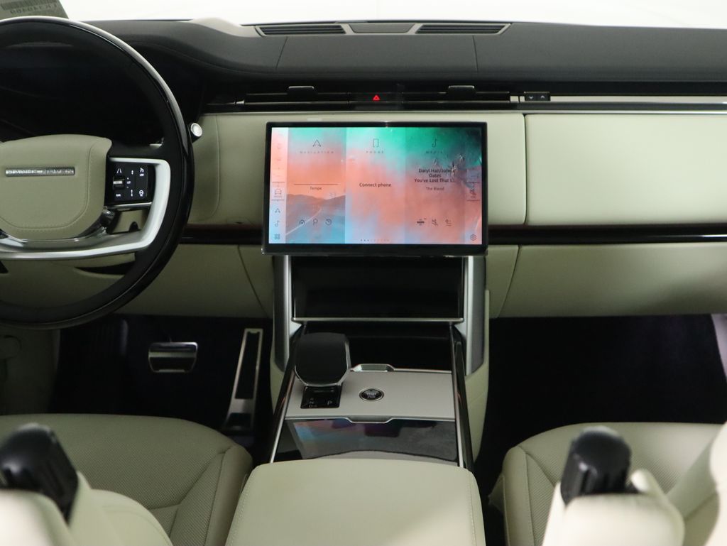 Thumbnail: 2026 Land Rover Range Rover - 15