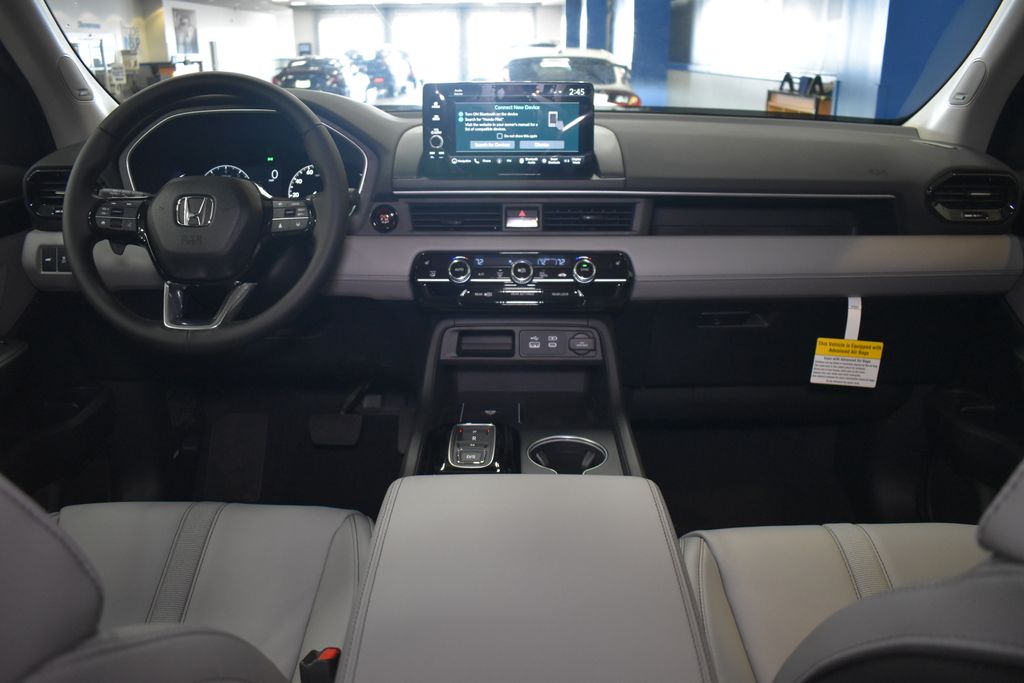 Thumbnail: 2025 Honda Pilot - 10