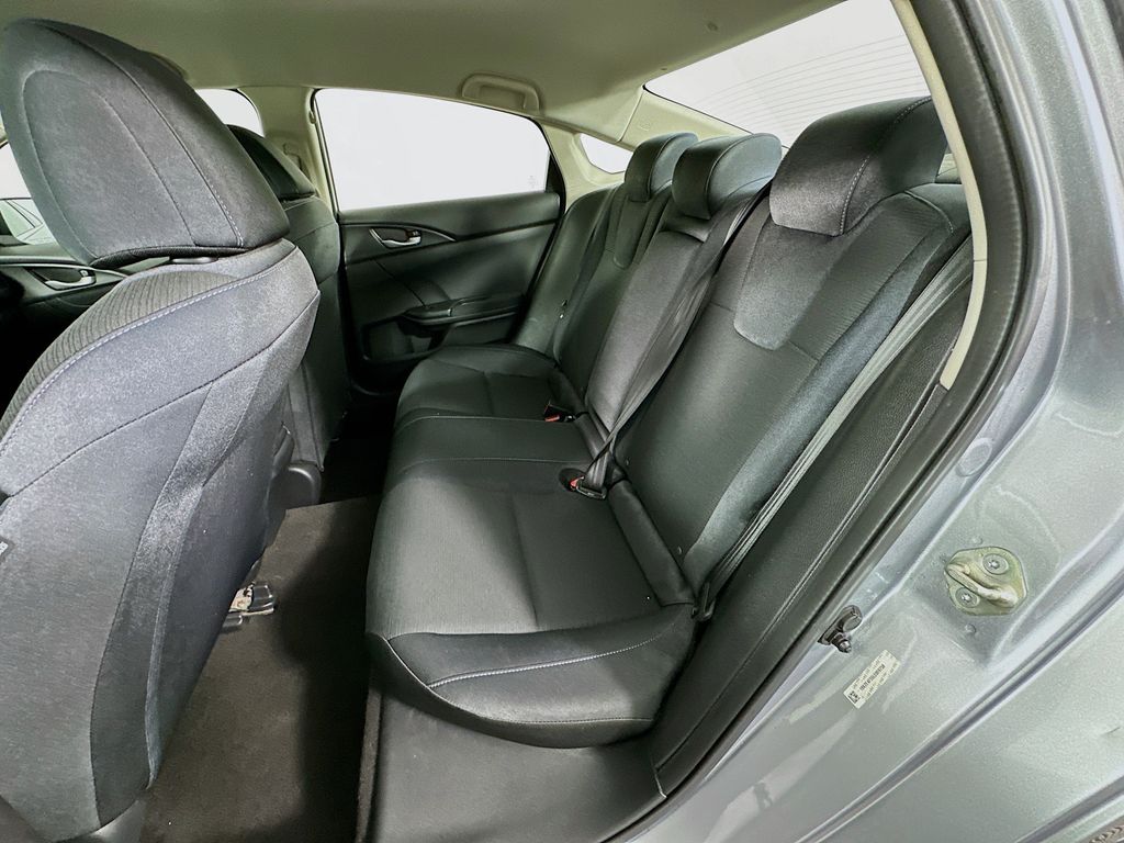 Thumbnail: 2020 Honda Insight - 23