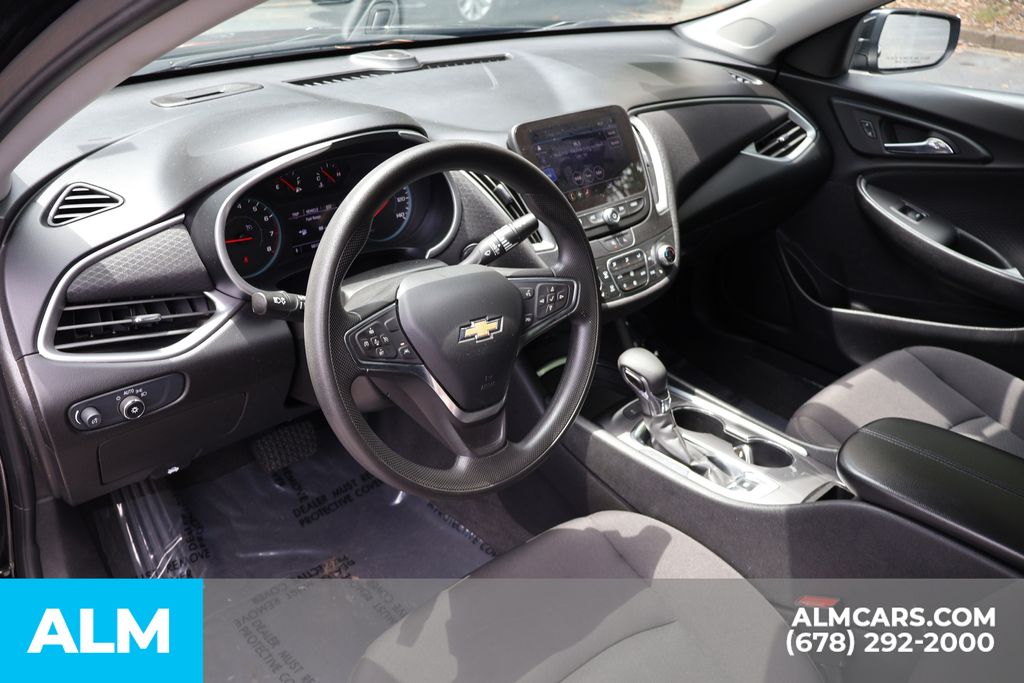 Used 2024 Black Chevrolet LT image 9