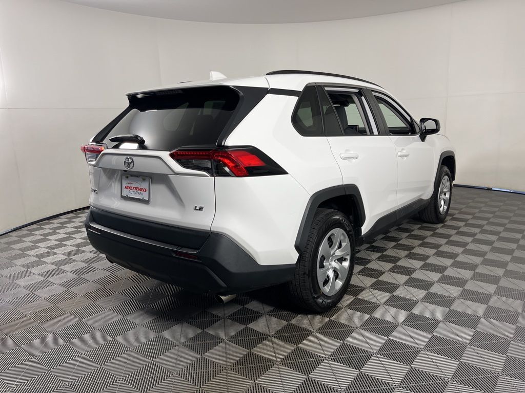 Thumbnail: 2021 Toyota RAV4 - 5