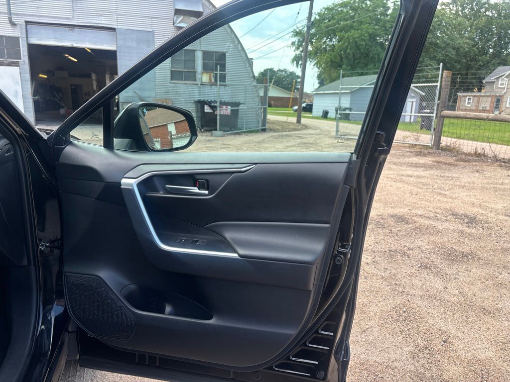 Used 2025 Toyota RAV4 SUV