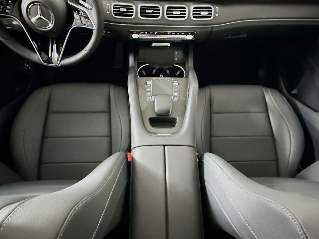 Thumbnail: 2026 Mercedes-Benz GLE - 17