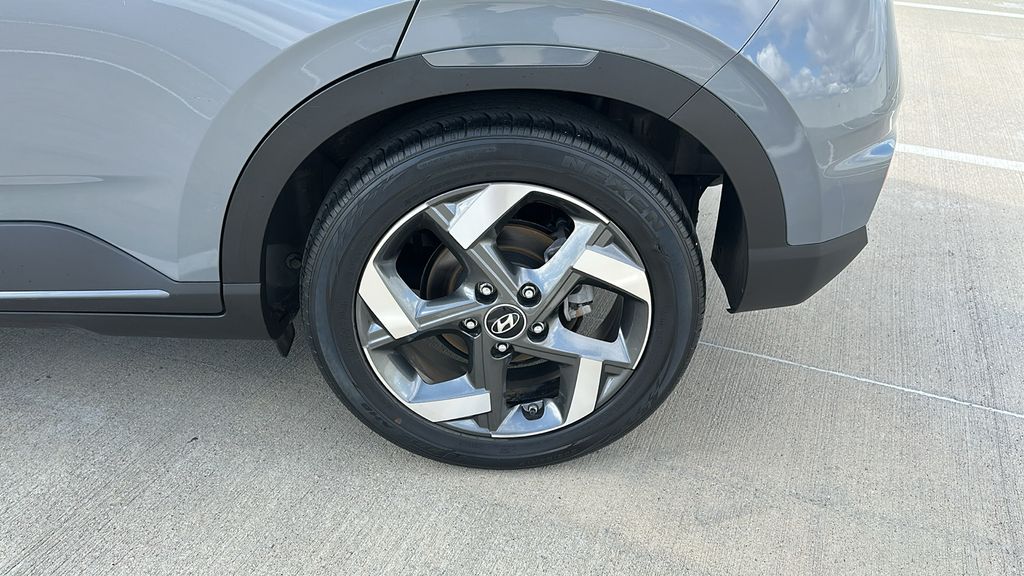 2022 Hyundai Venue Limited Gray at Baytown Hyundai