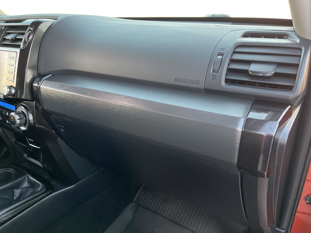 Thumbnail: 2024 Toyota 4Runner - 28