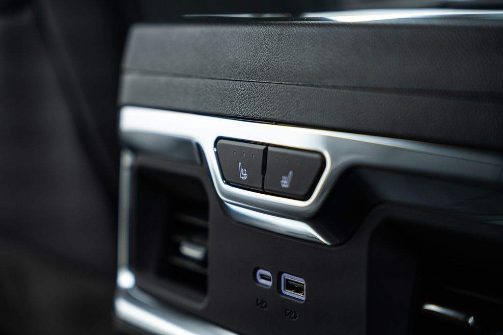 ChevroletSilverado 150036