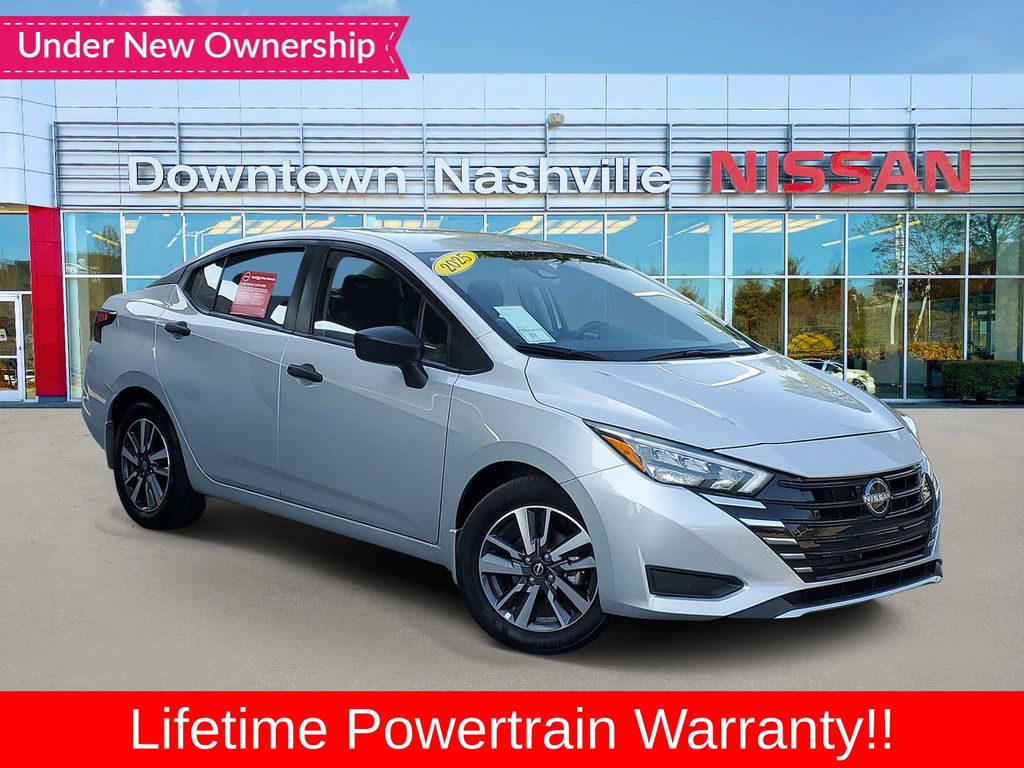 Brilliant Silver Metallic 2025 Nissan Versa Sedan Front-Wheel Drive Continuously Variable Transmission