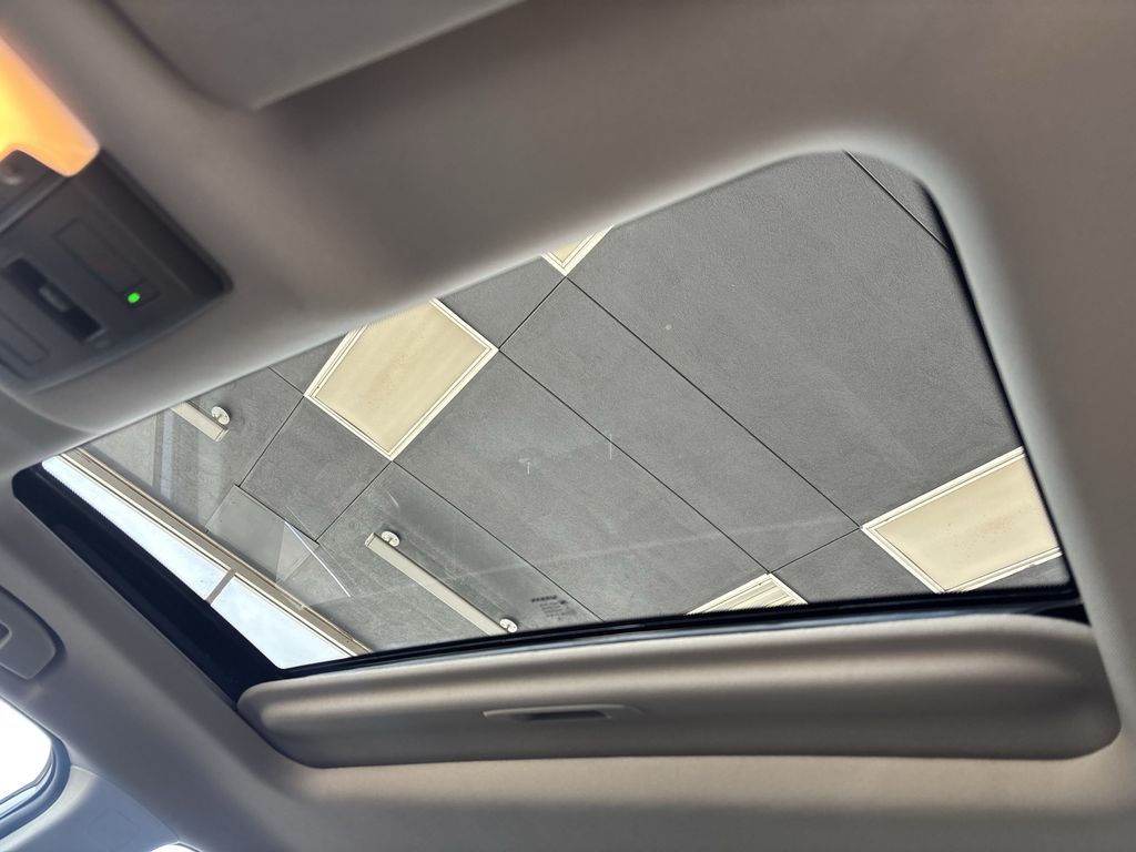 Used 2024 Nissan Altima Sedan