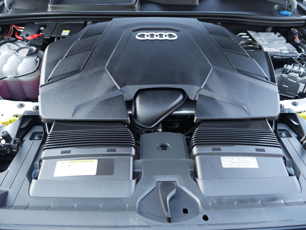 Thumbnail: 2025 Audi Q7 - 10