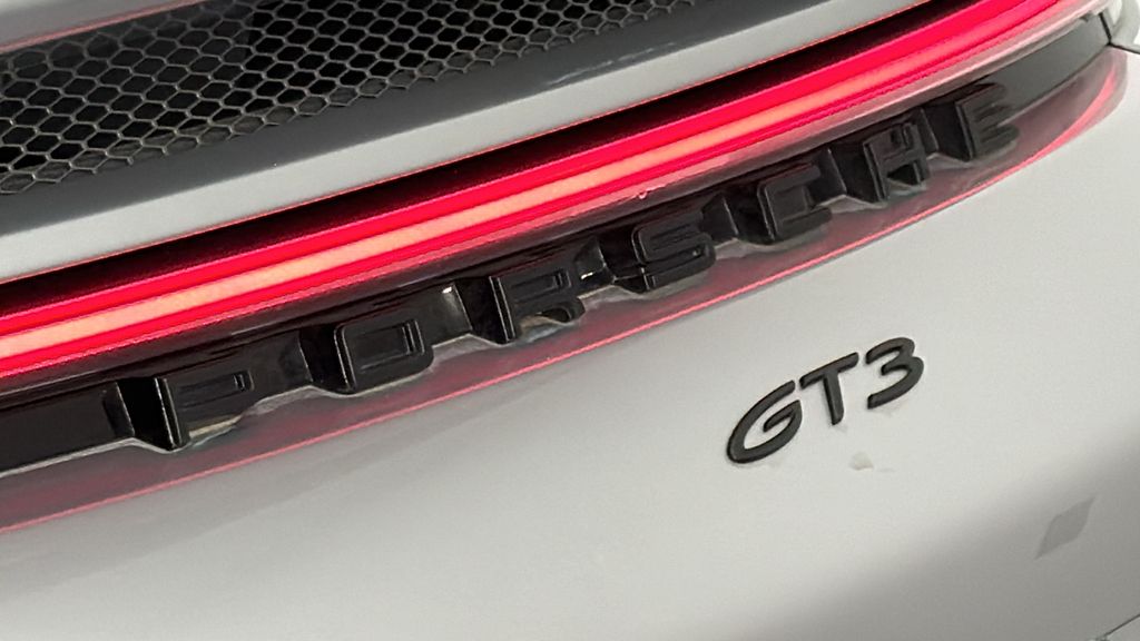 2024 Porsche 911 GT3 12