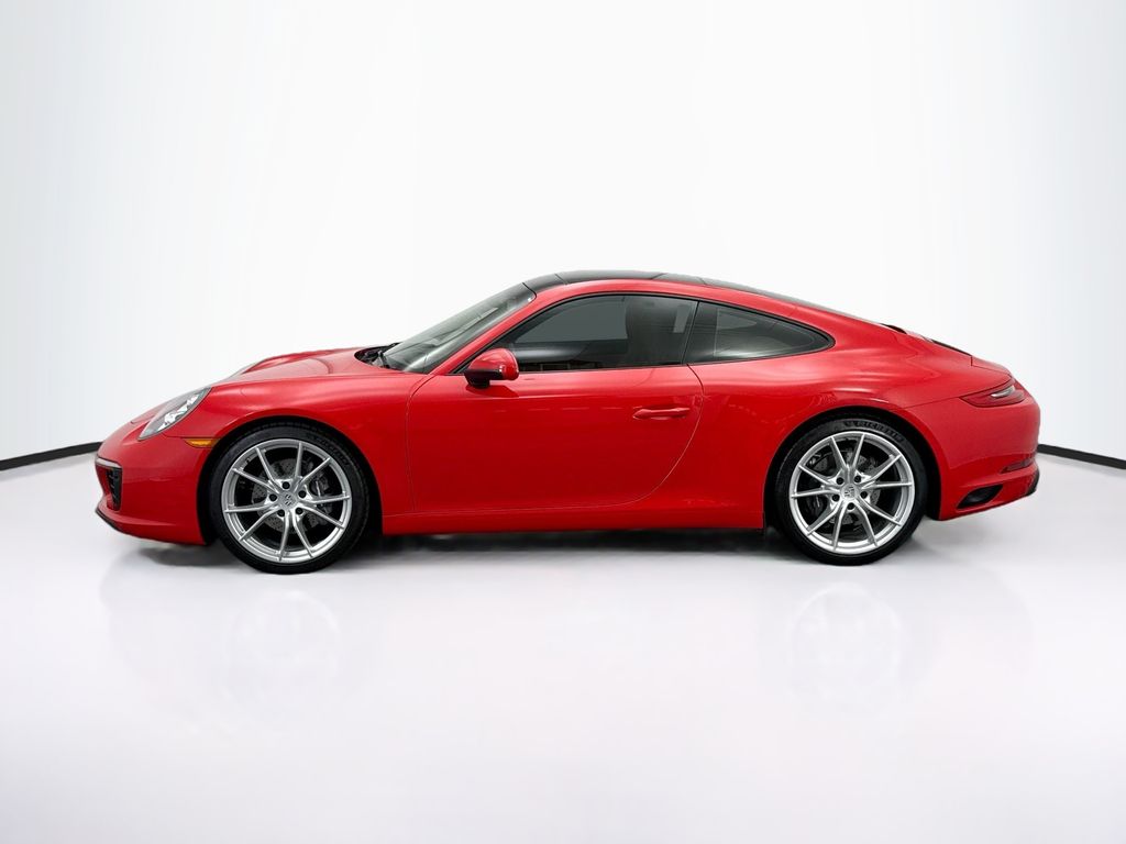 Thumbnail: 2019 Porsche 911 - 2