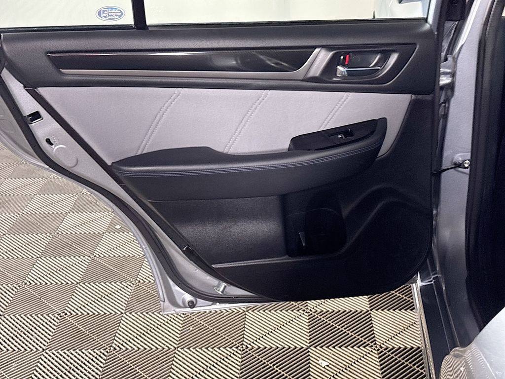 2018 Subaru Legacy 2.5i