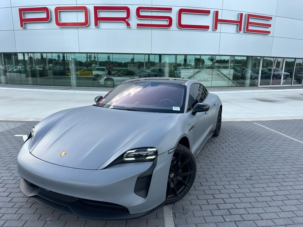 2022 Porsche Taycan GTS -
                Davie, FL