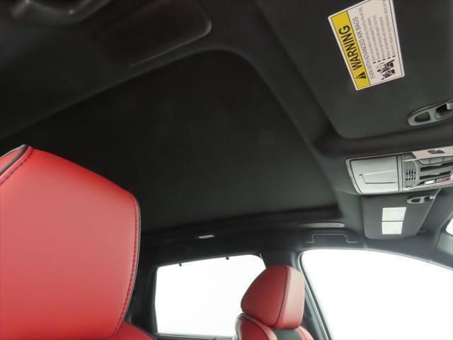 Thumbnail: 2026 Acura MDX - 20