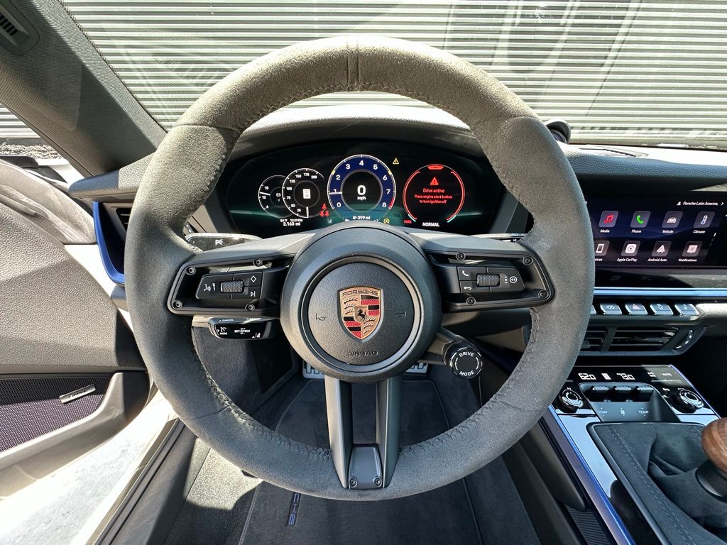 Thumbnail: 2026 Porsche 911 - 16