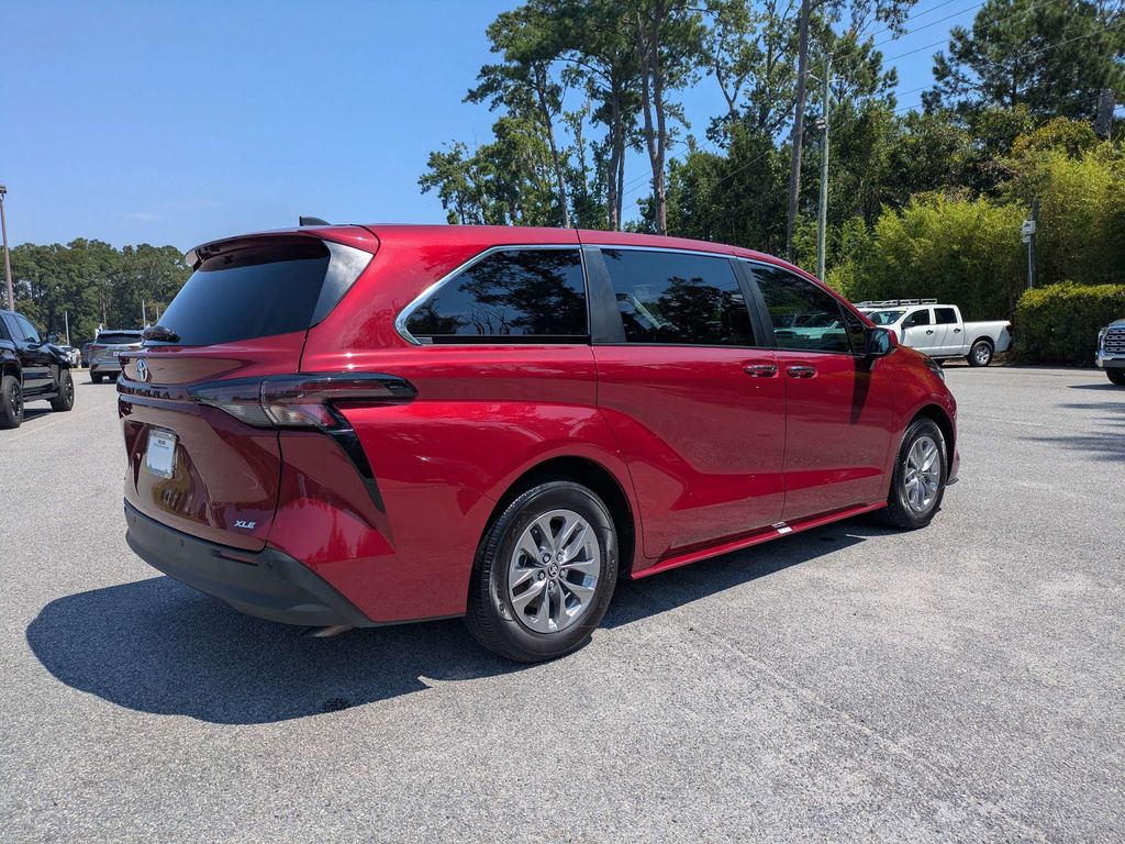 Used 2025 Toyota Sienna Van