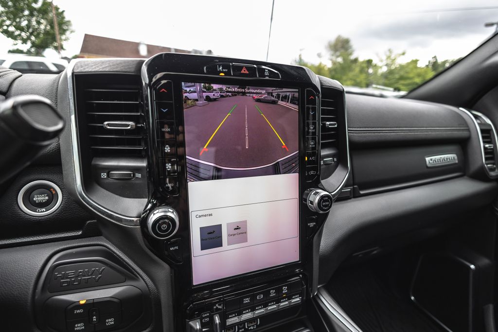 2025 Ram 3500 Laramie thumbnail 22