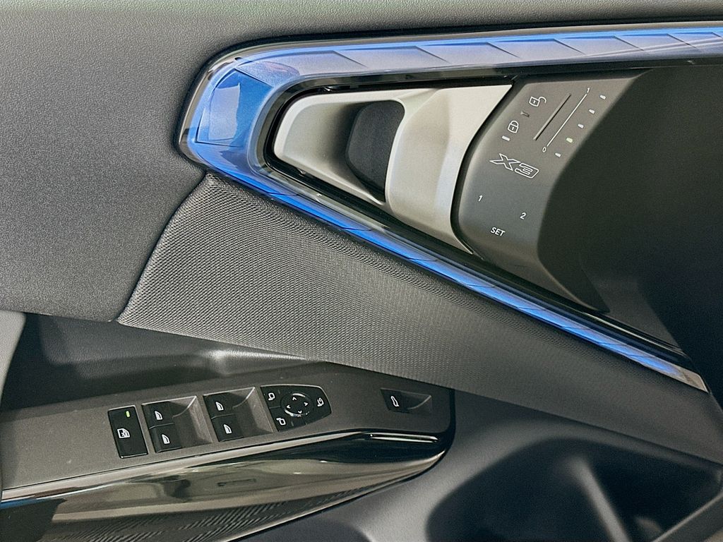 Thumbnail: 2026 BMW X3 - 20