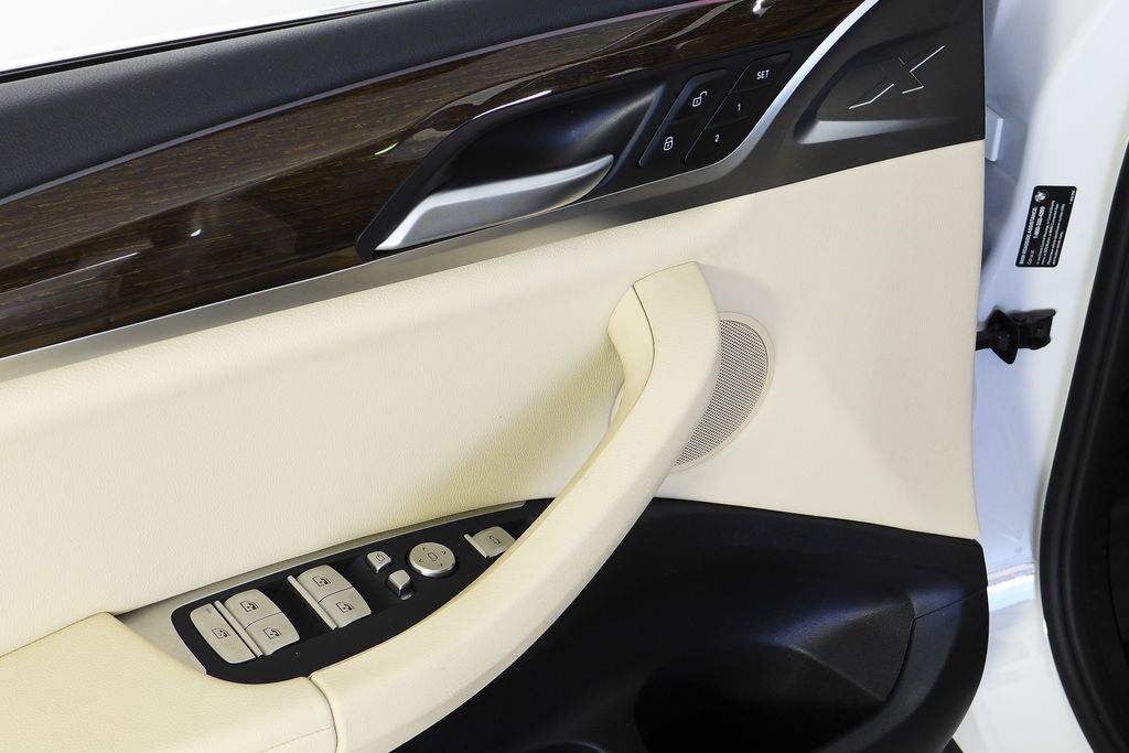 Thumbnail: 2023 BMW X3 - 12