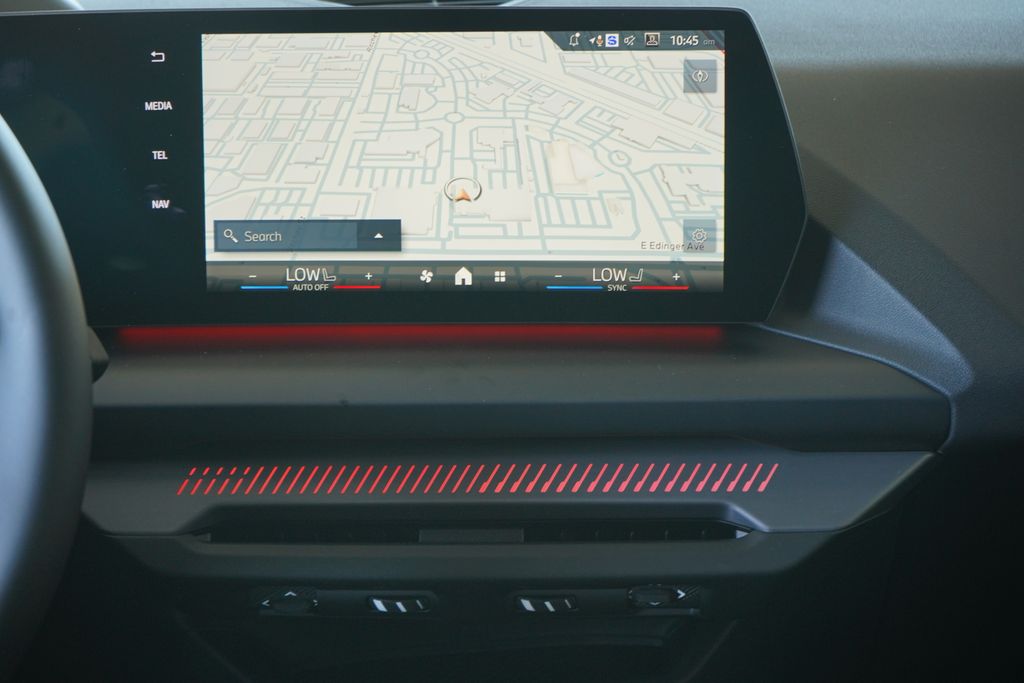 Thumbnail: 2026 BMW 2 Series - 15