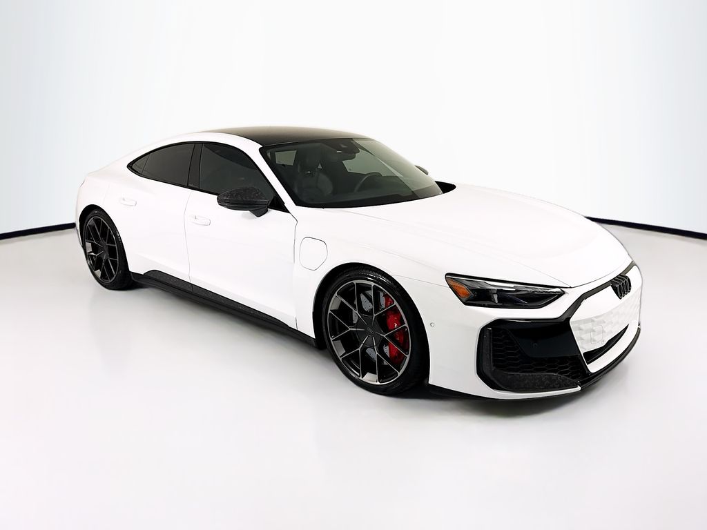 Thumbnail: 2025 Audi RS e-tron GT - 3